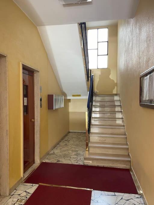 Апартаменты Marina House - Iulm Navigli San Paolo Милан Экстерьер фото