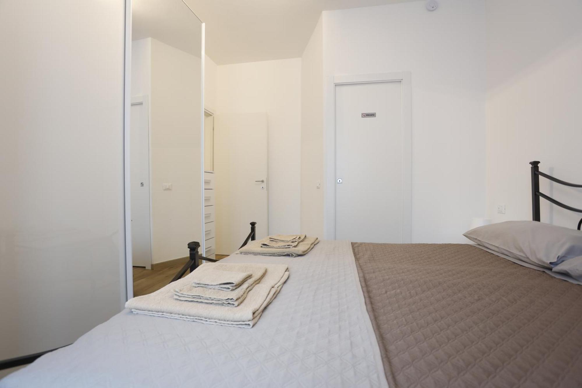 Апартаменты Marina House - Iulm Navigli San Paolo Милан Экстерьер фото