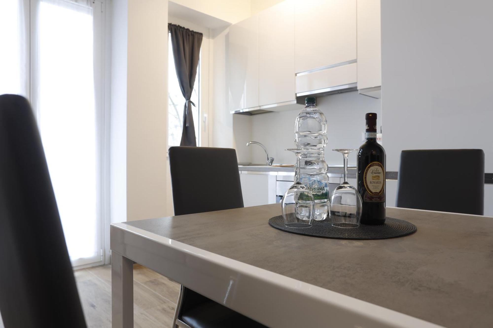 Апартаменты Marina House - Iulm Navigli San Paolo Милан Экстерьер фото